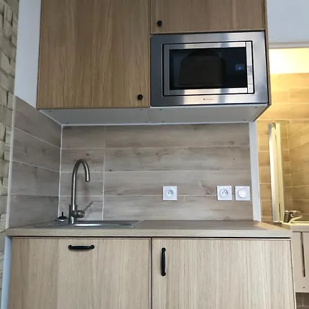 Design 18 Vieux-port Apartment