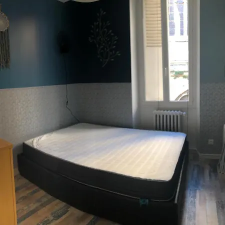Design 18 Vieux-port Apartment *